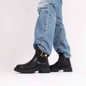 BOTA CHELSEA COM EFEITO PELE DE ELÁSTICO E FECHO