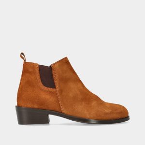 BOTA EM PELE CAMURÇA DE FECHO E ELÁSTICO US