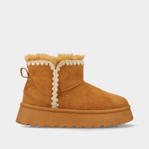 BOTA DE PLATAFORMA COM PELO