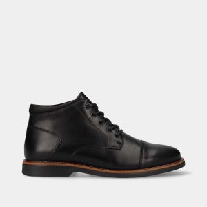 BOTA EM PELE DE CORDÃO