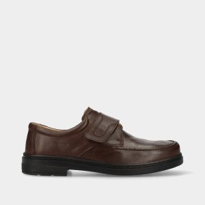 SAPATO EM PELE DE CONFORTO COM VELCRO