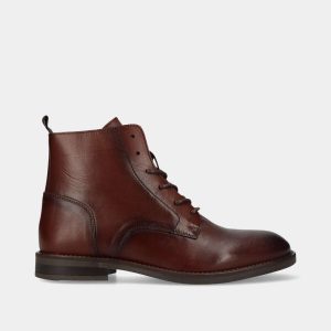 BOTA EM PELE DE CORDÃO E FECHO