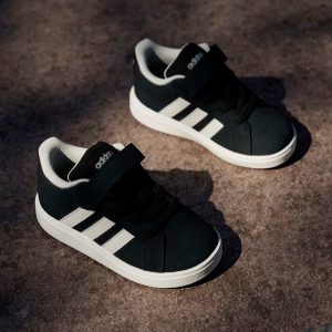SAPATILHA ADIDAS GRAND COURT 00S