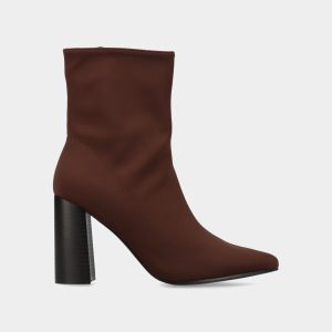 BOTA DE SALTO COM FECHO